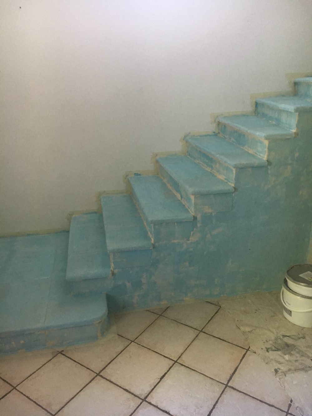 Application primaire avant béton ciré